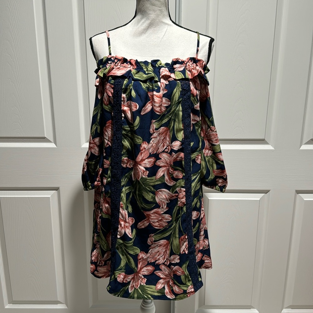 Blu Pepper Boho Floral Long Cold Shoulder Sleeves